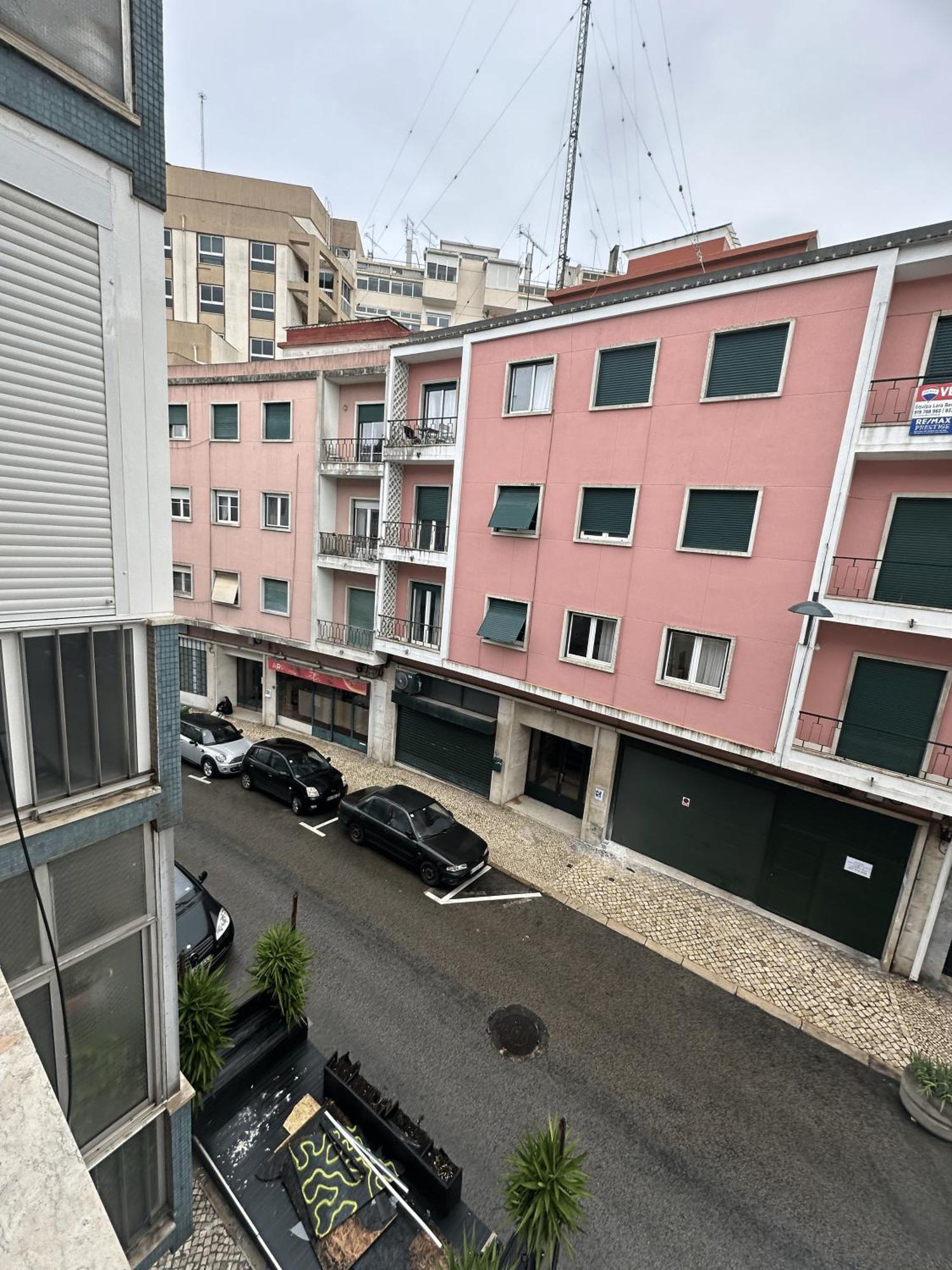 Guest In Ninho Apartment Lisbon Exterior photo